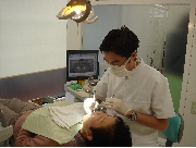 麻酔を使った後の患者さんの治療の様子